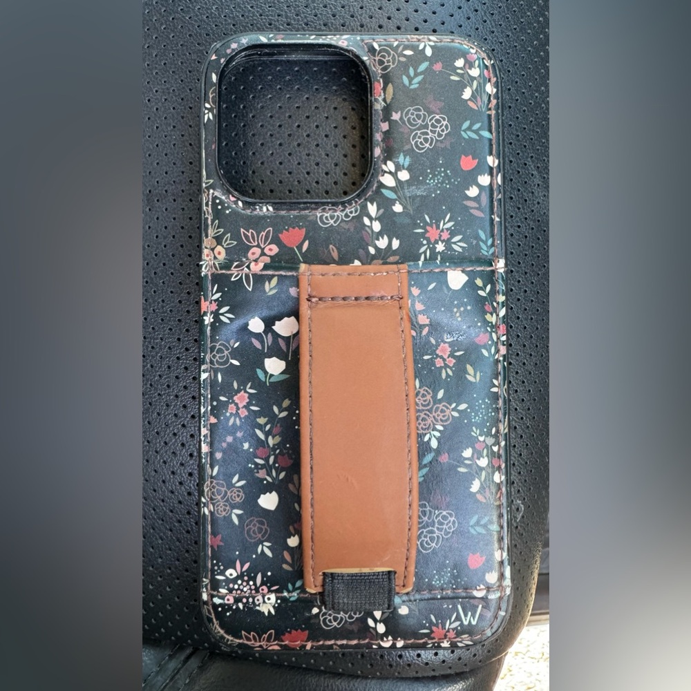 Walli 13pro phone case.